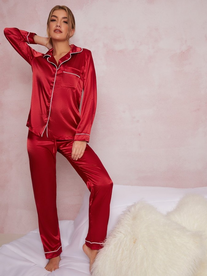 Pijama Luxury Anemona din Satin Rosu cu vipusca alba 