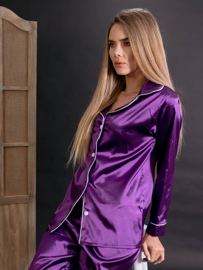 Pijama Luxury din Satin Mov cu vipusca alba cod PJS5