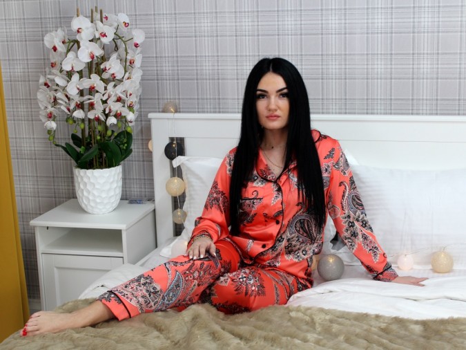 Pijama Luxury din Satin cu vipusca neagra cod PJS403