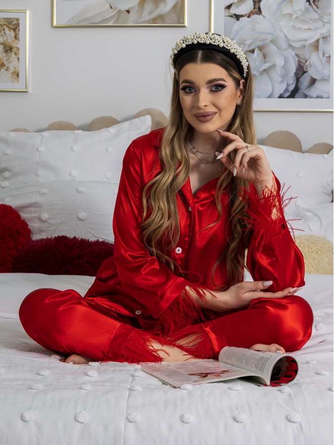 Pijama Luxury Diana din Satin cu pene Rosu